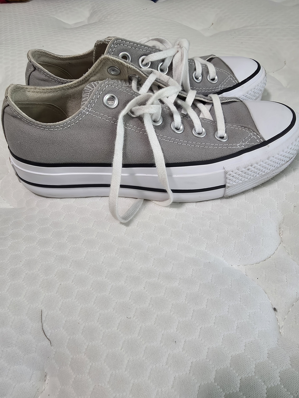 Converse Gray Low-Top Canvas Platform Sneakers